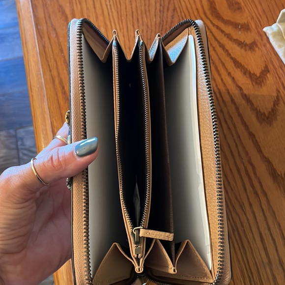 Gucci zipper wallet - Picture 4 of 6